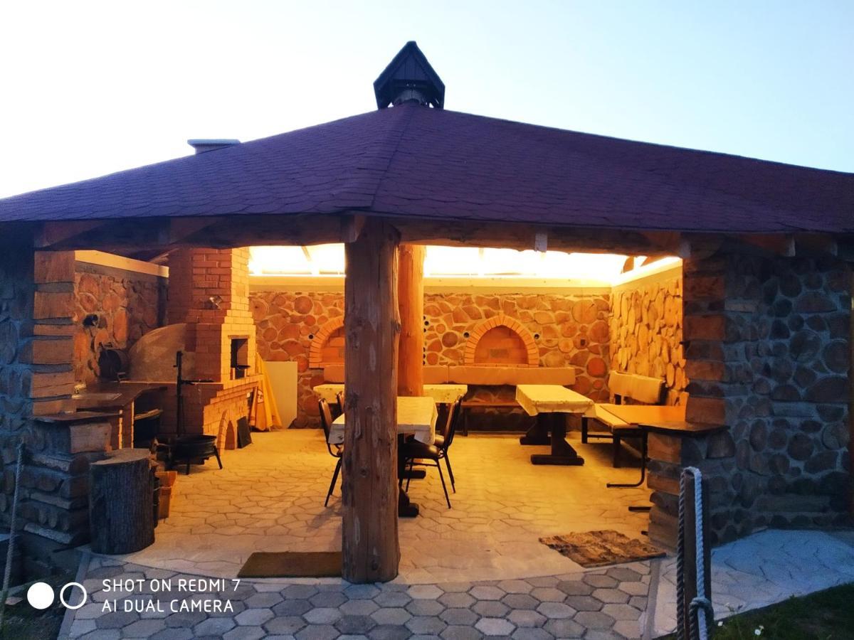 Andras Penzion Krásnohorské Podhradie Exterior foto