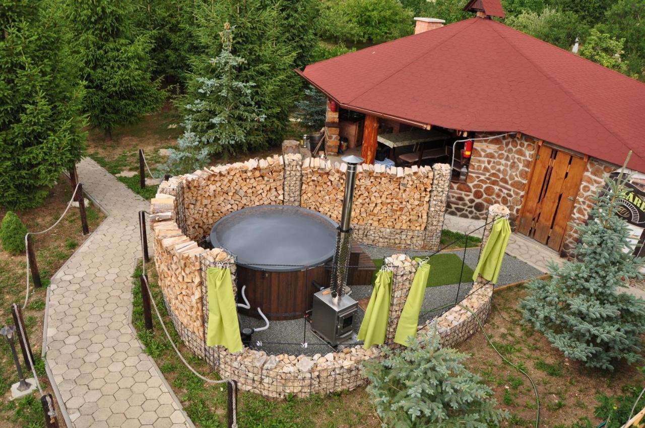 Andras Penzion Krásnohorské Podhradie Exterior foto