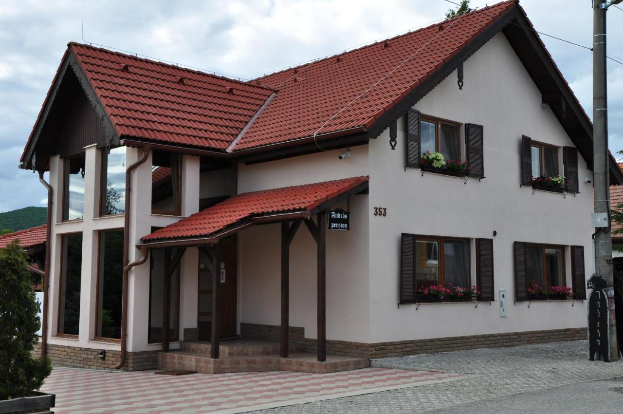 Andras Penzion Krásnohorské Podhradie Exterior foto